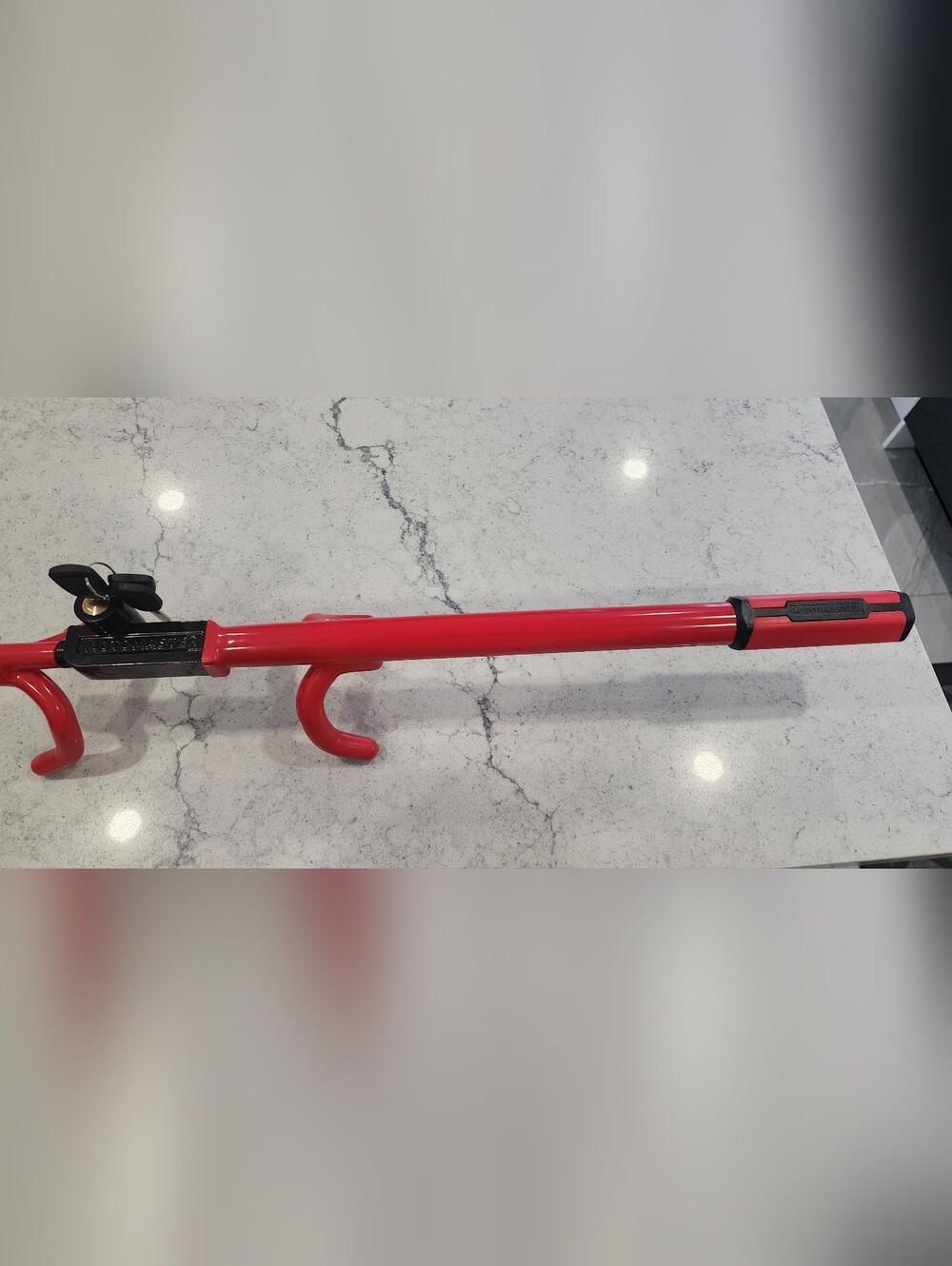 Red Twin Hooks Steering Wheel Lock for SUV and Truck